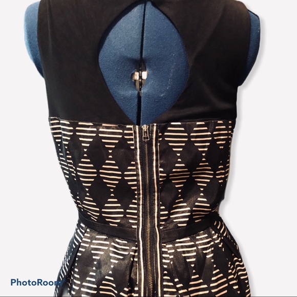 Just Taylor... Striped Triangle Print Dress 14 xl - Picture 9 of 13